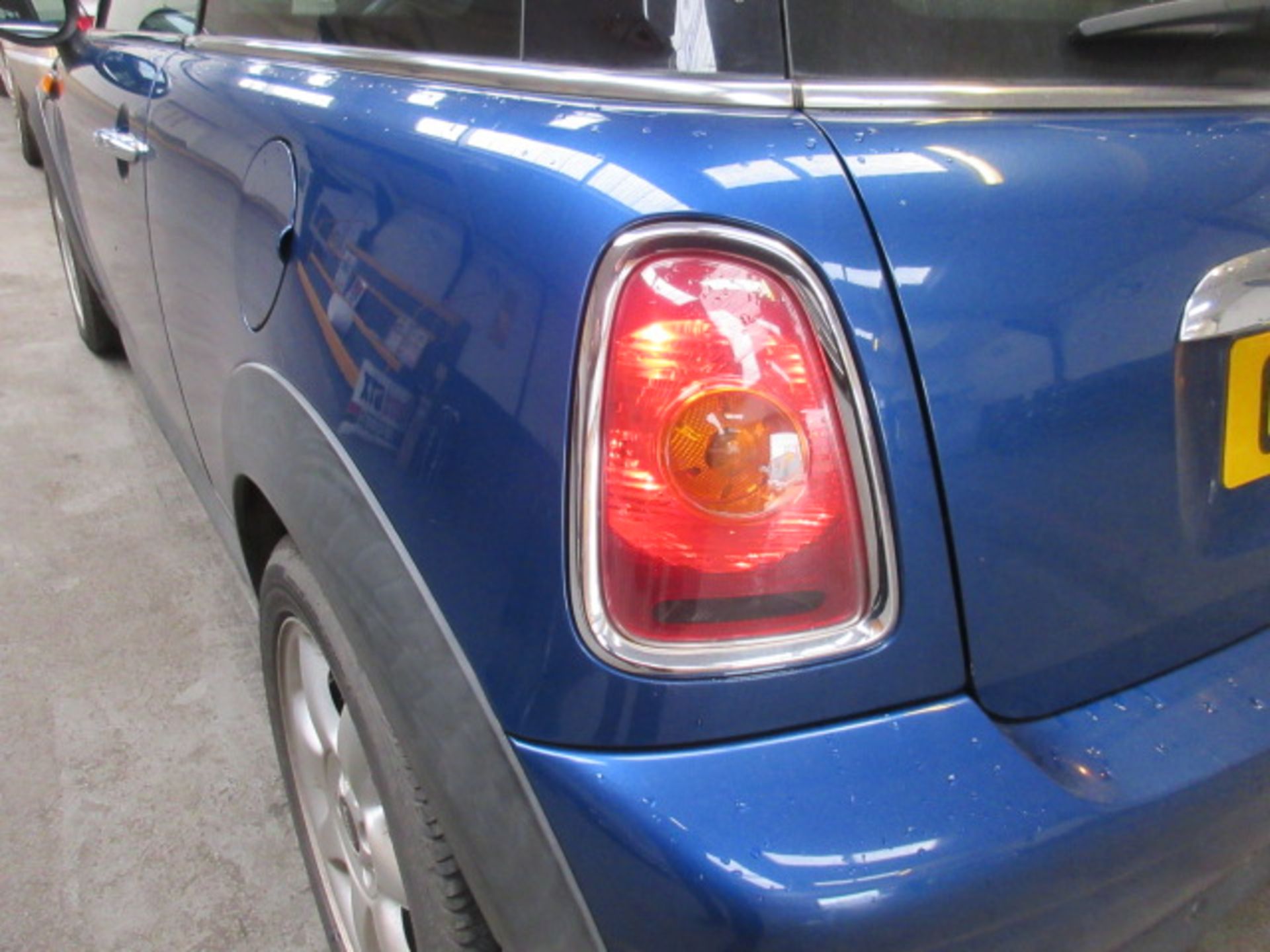 57 08 Mini Cooper D - Image 6 of 12