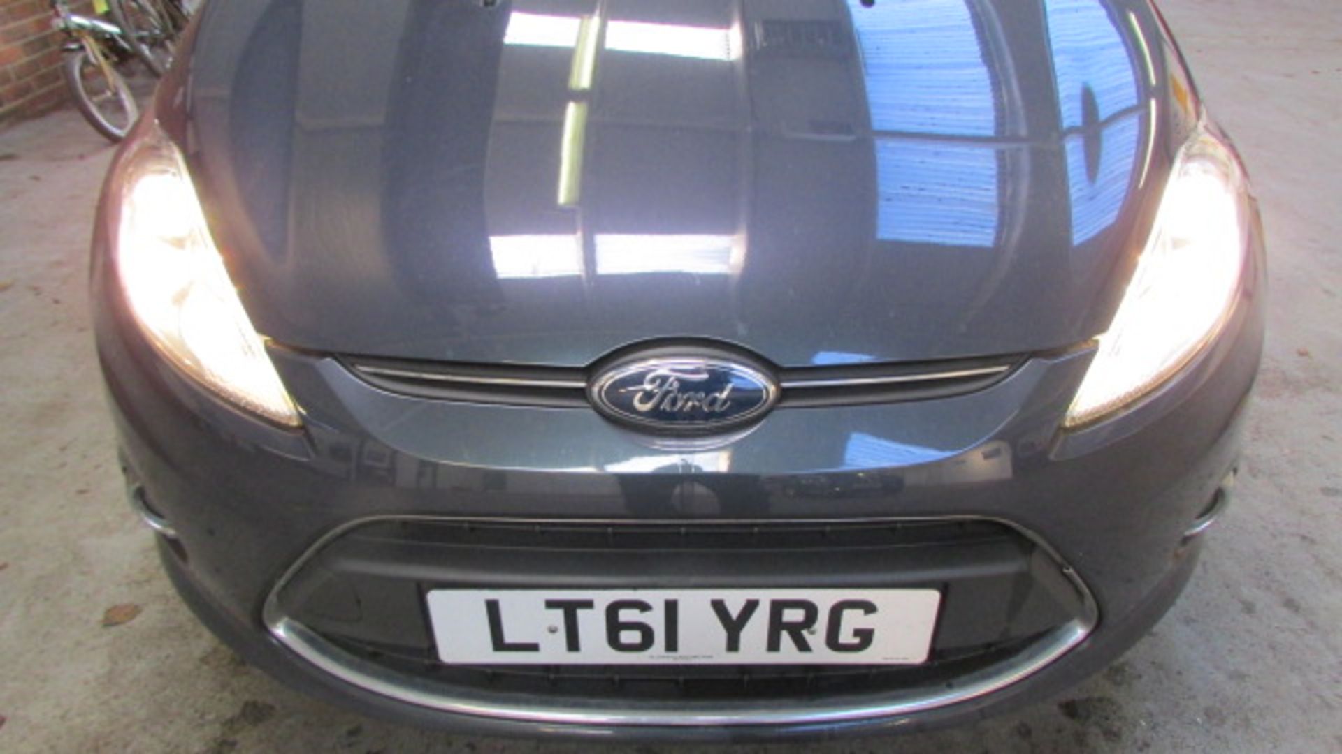 11 61 Ford Fiesta Titanium 5dr - Image 3 of 15