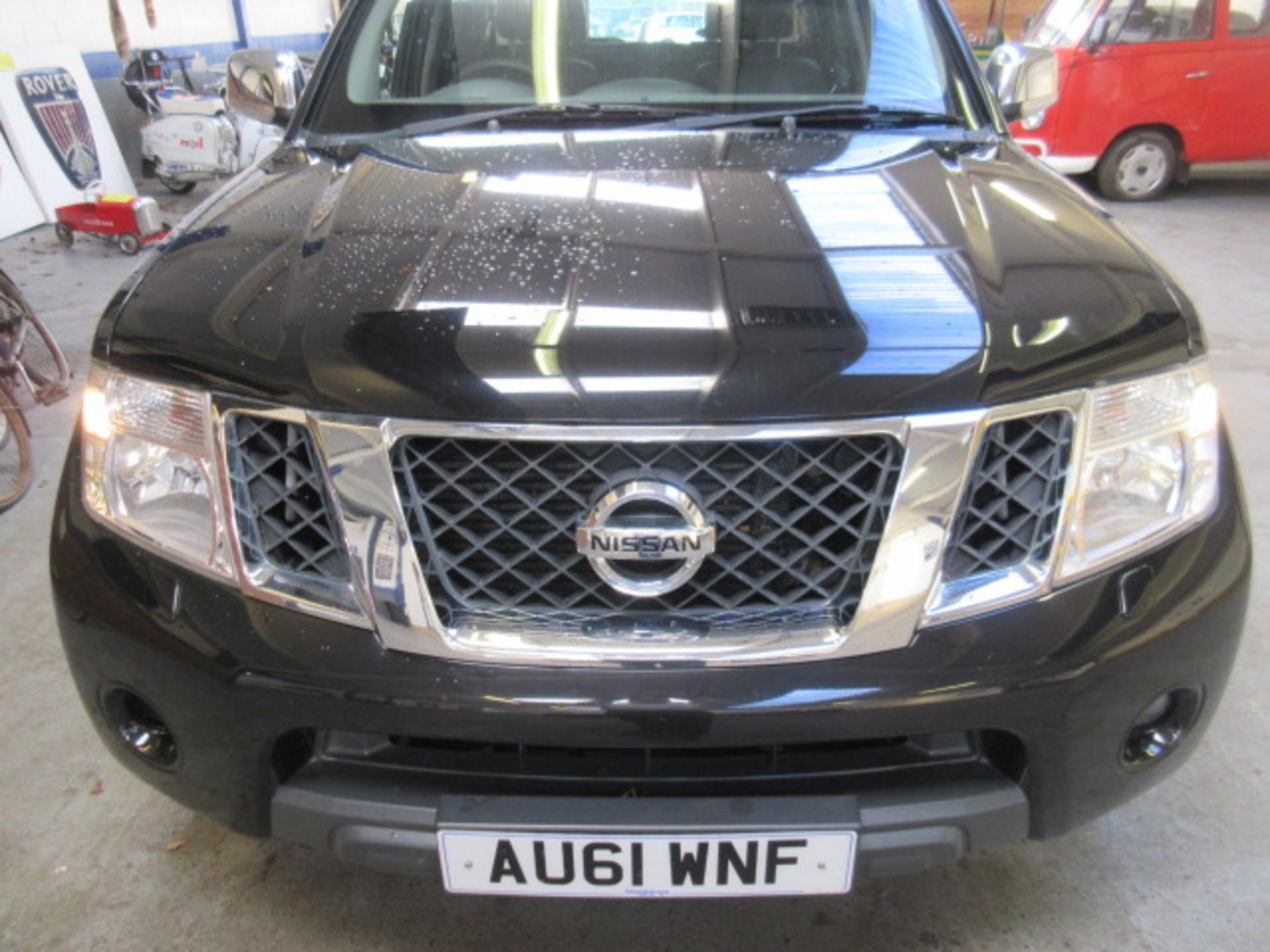 11 61 Nissan Navara TEKNA D/C - Image 4 of 24