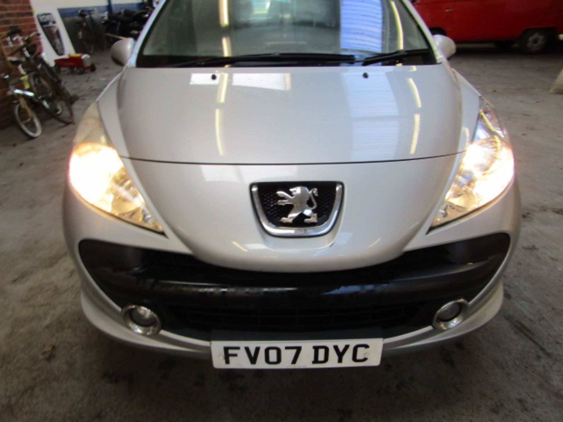 07 07 Peugeot 207 Sport 87 - Image 2 of 12