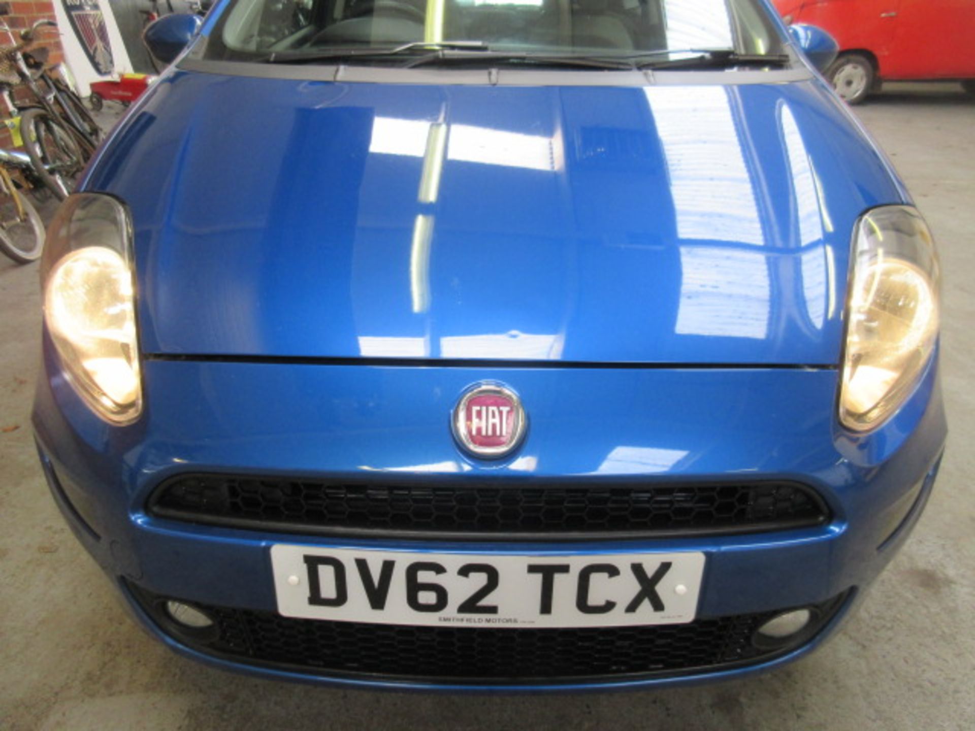 12 62 Fiat Punto Easy 3dr - Image 2 of 20