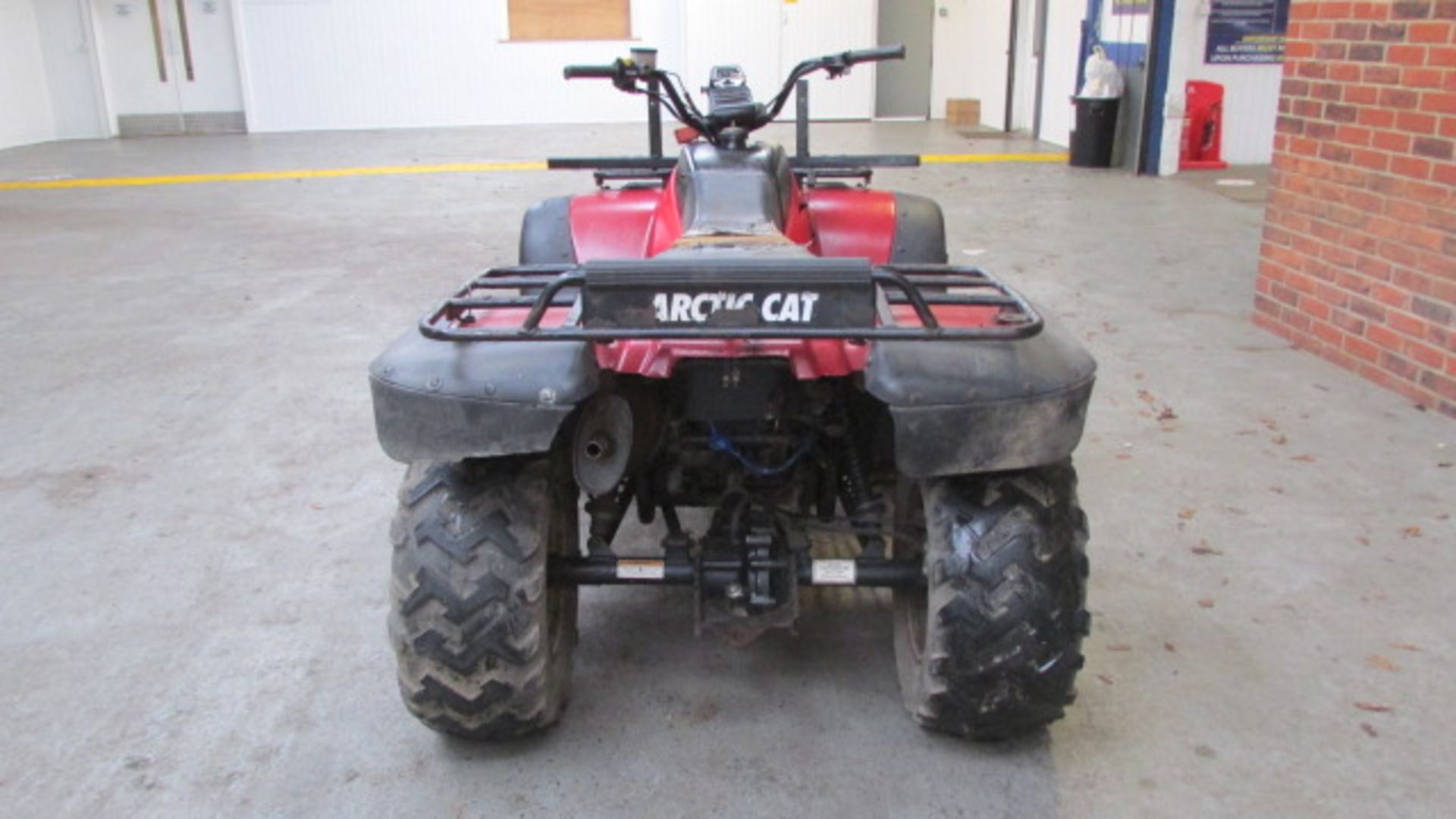 Artic Cat Quad Bike - Image 5 of 8