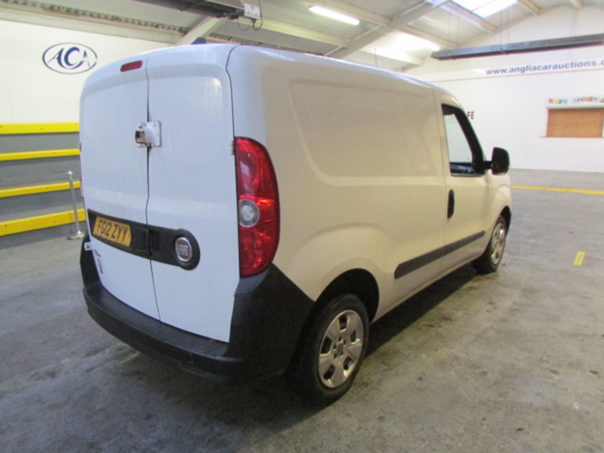 12 12 Fiat Doblo 16V Multijet SWB - Image 4 of 10