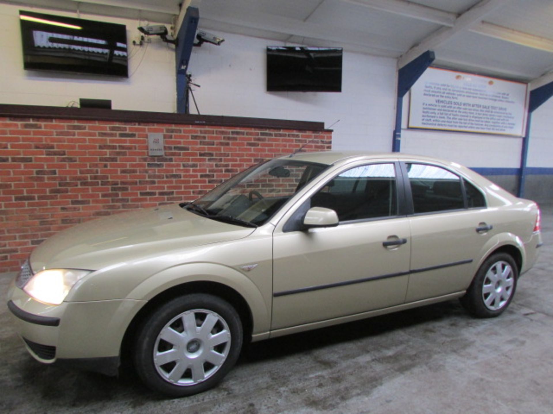 56 06 Ford Mondeo LX TDCi 130