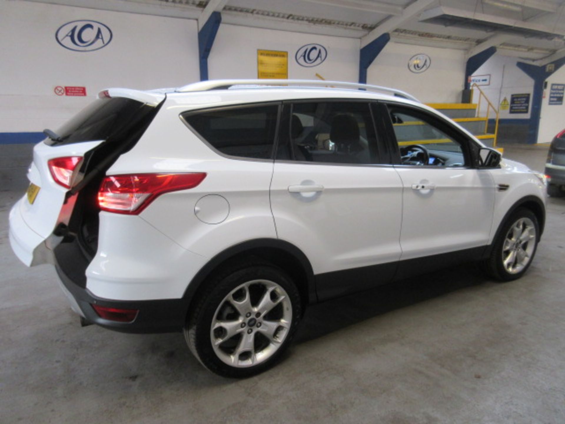 13 13 Ford Kuga Titanium X 4x4 TDCI - Image 3 of 20