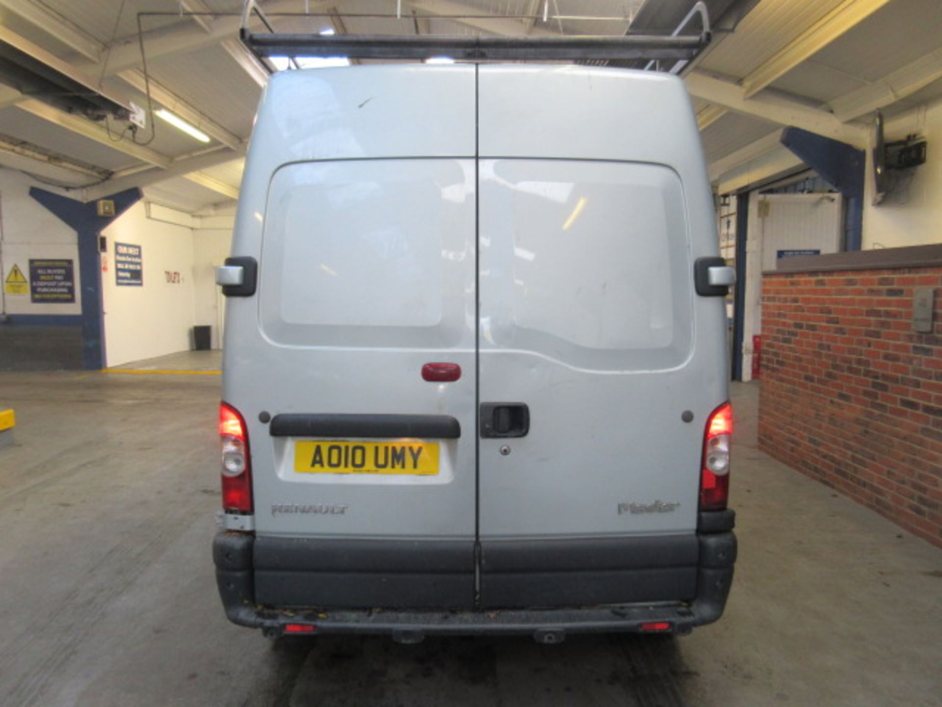10 10 Renault Master LM35 Extra DCI - Image 2 of 17