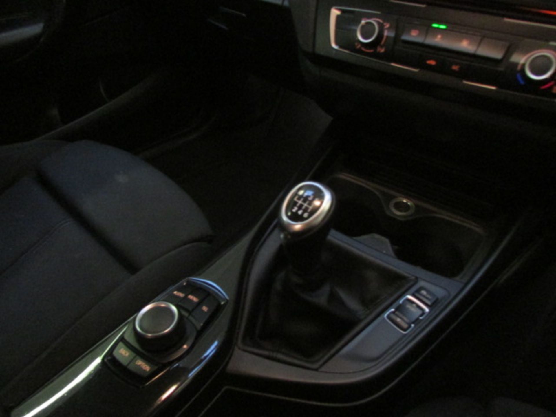 14 14 BMW 116D Sport - Image 9 of 13