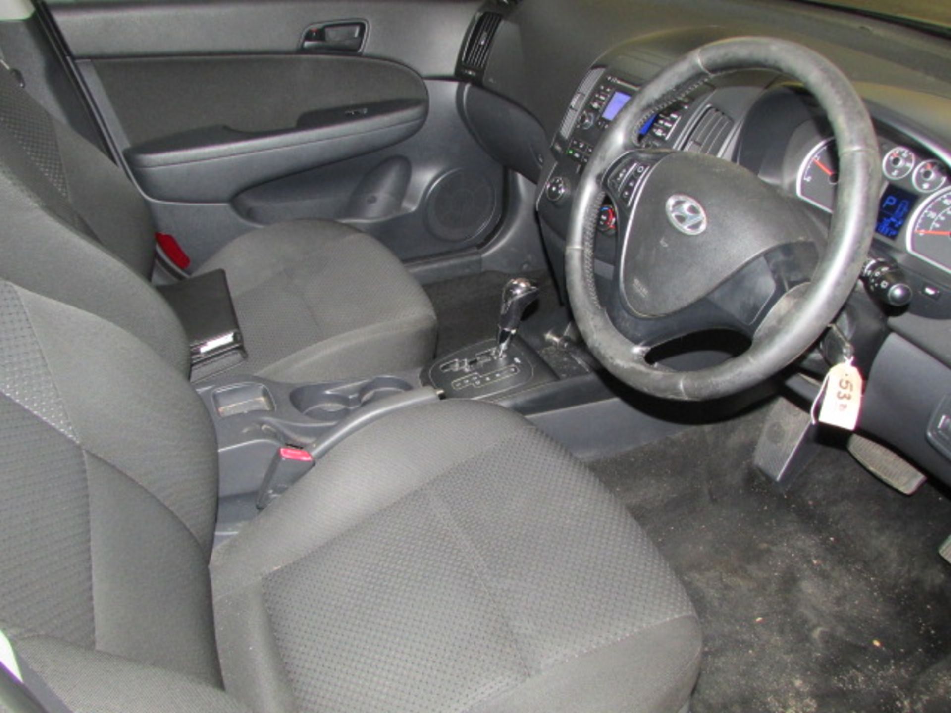 60 10 Hyundai I30 Comfort CRDI Auto - Image 9 of 17