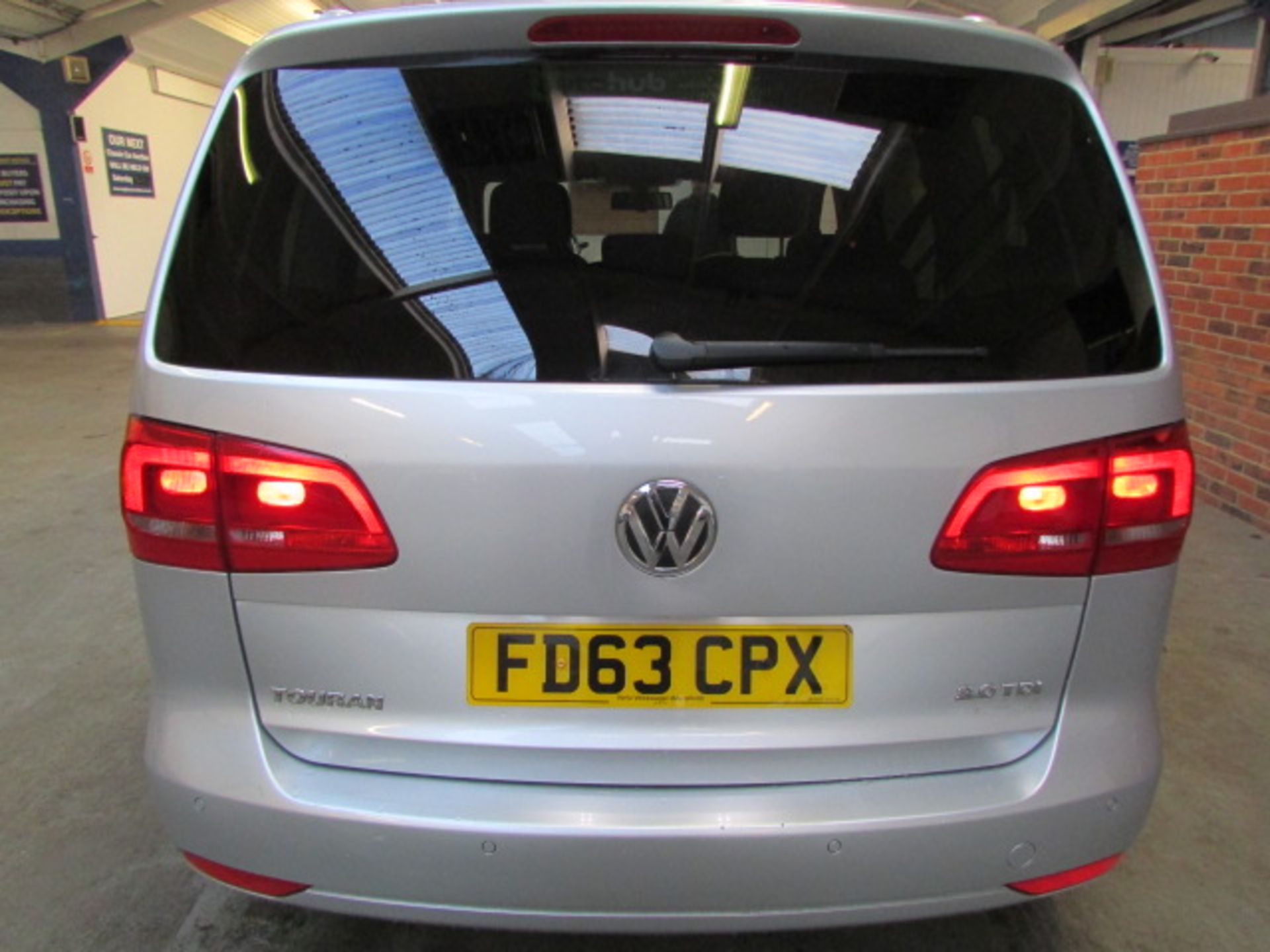 63 13 VW Touran SE Blue TECH TDI - Image 3 of 21