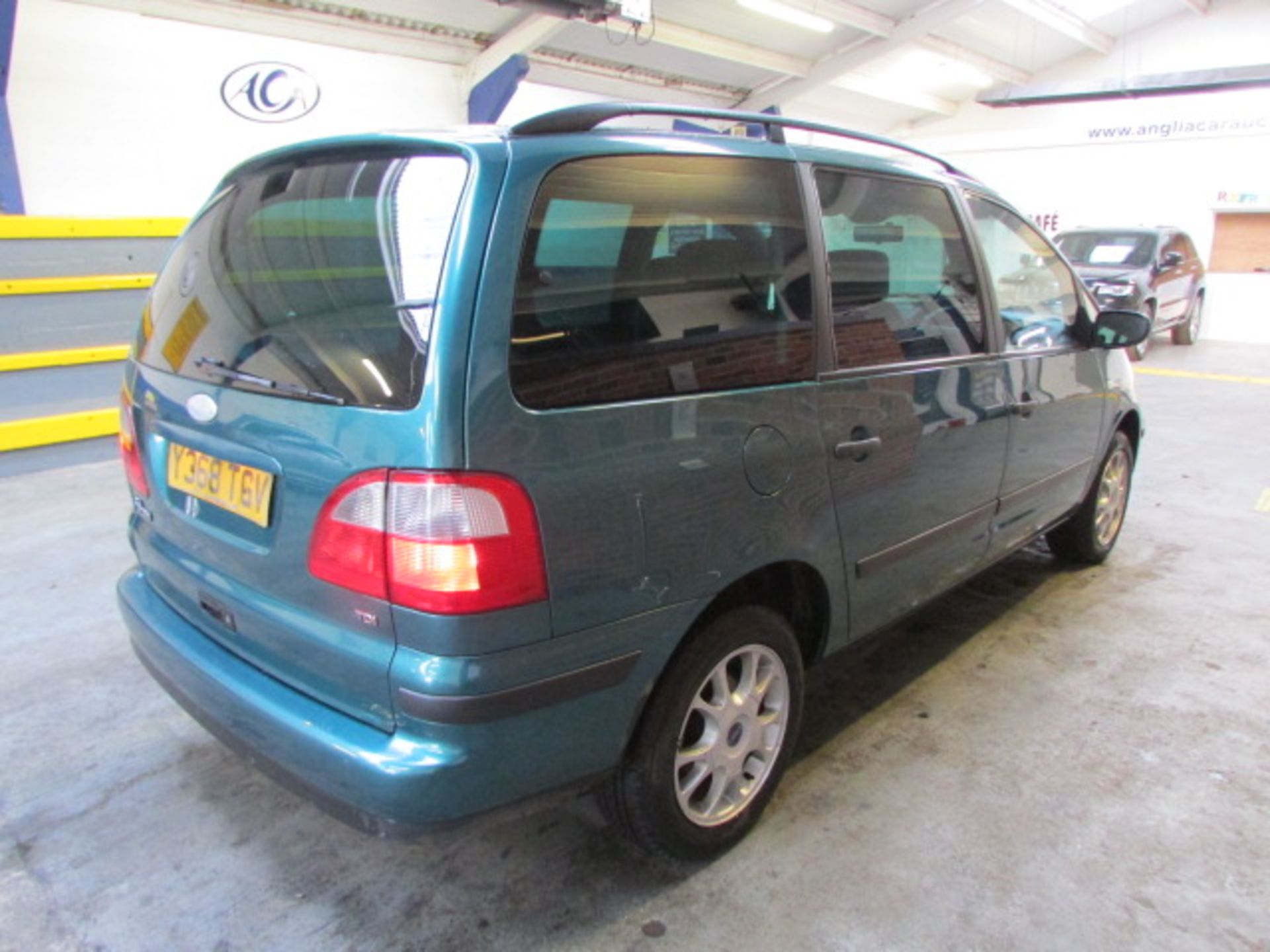 2001 Ford Galaxy Zetec TDI - Image 3 of 14