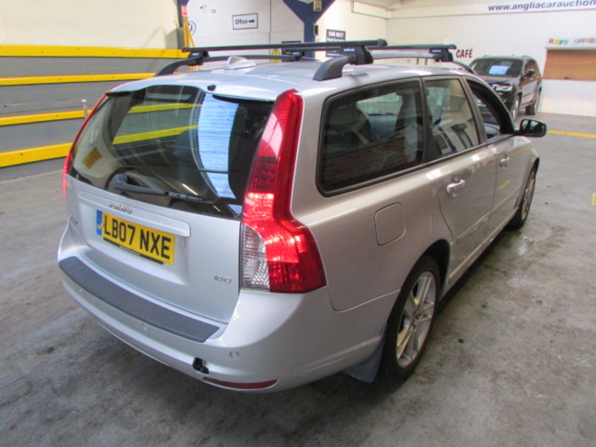 07 07 Volvo V50 SE D - Image 3 of 15