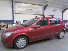 06 06 Vauxhall Astra Life CDTi