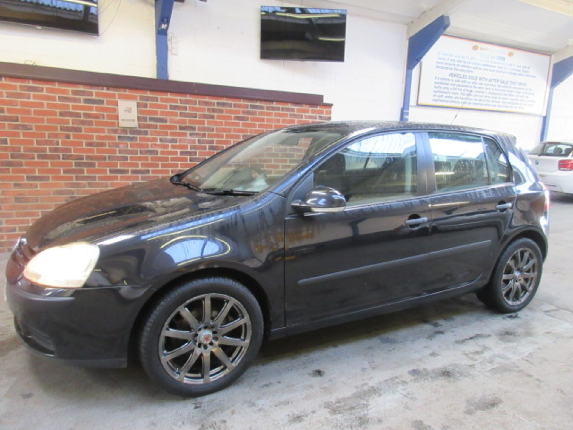 06 06 VW Golf TDI S