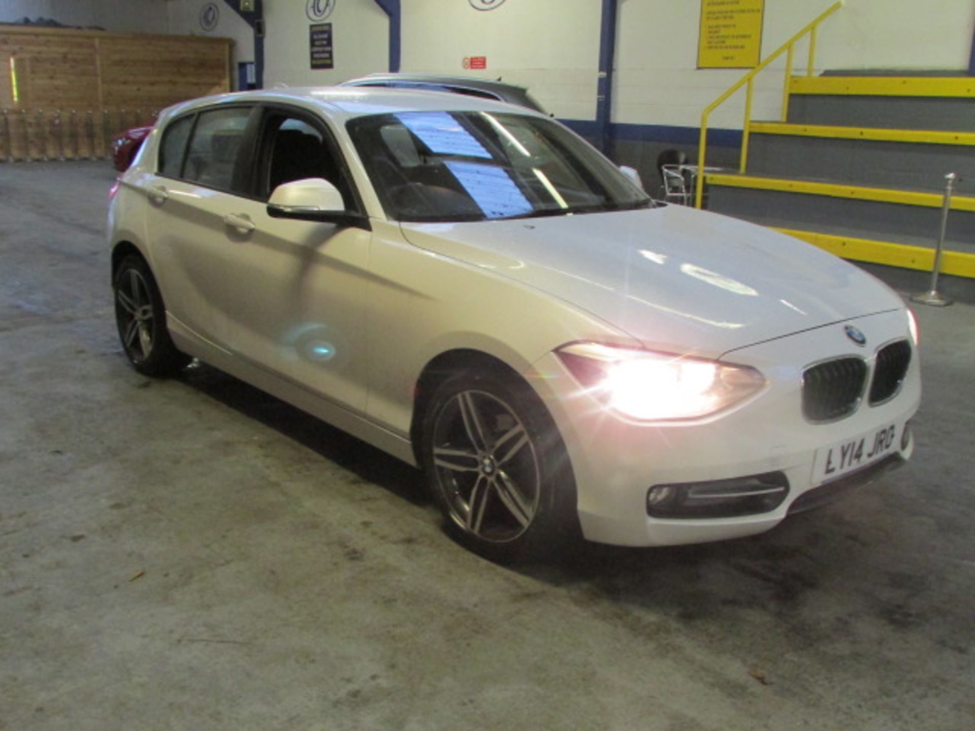 14 14 BMW 116D Sport - Image 2 of 13