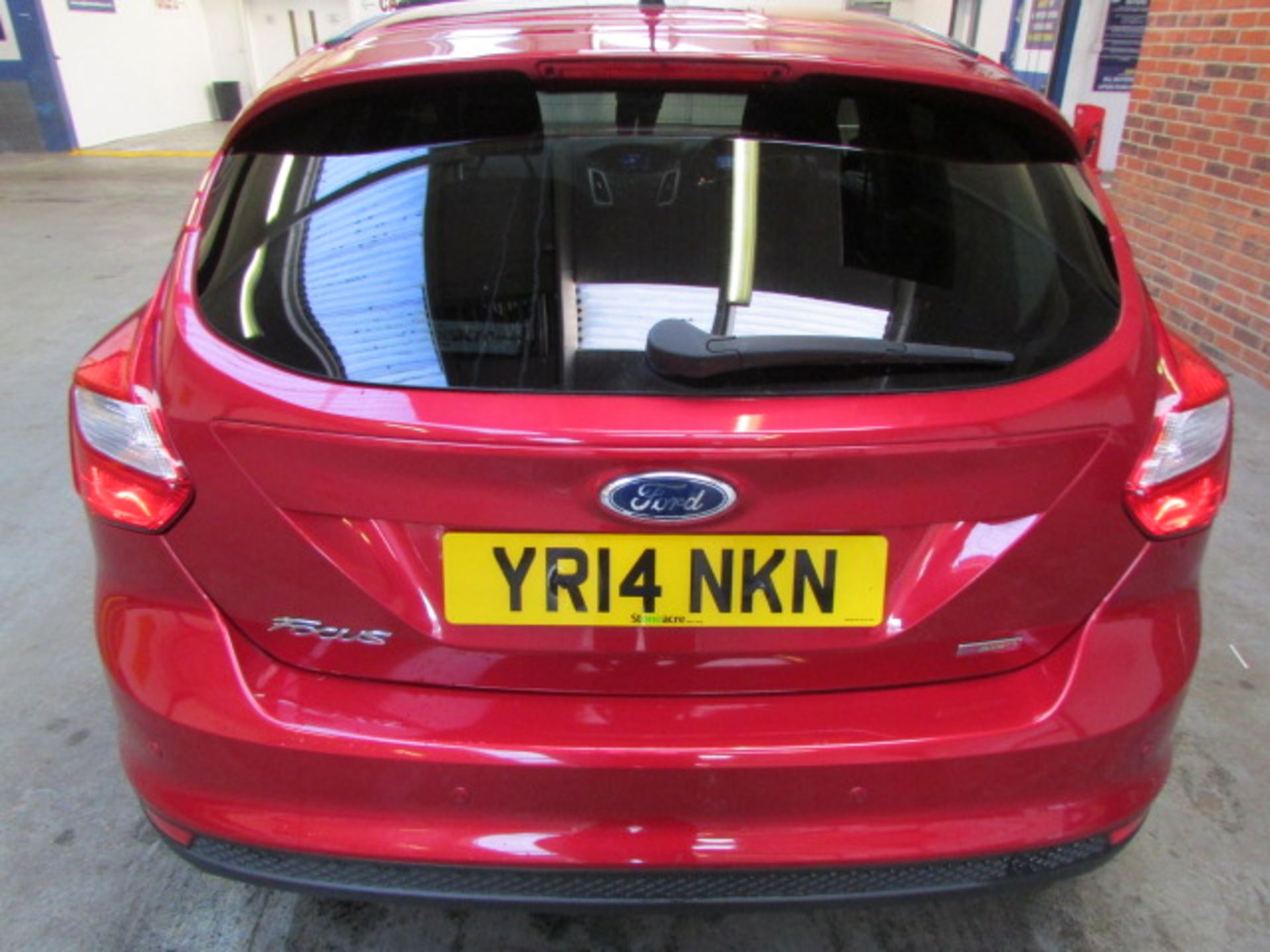 14 14 Ford Focus Zetec Navigator T - Image 2 of 15