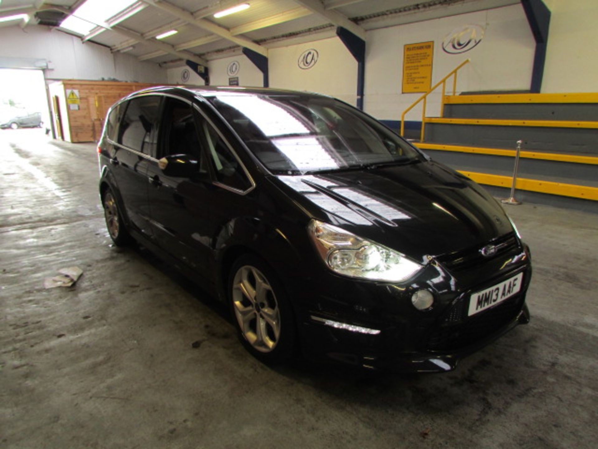 13 13 Ford S-Max Titan Xsport TDCI - Image 6 of 14