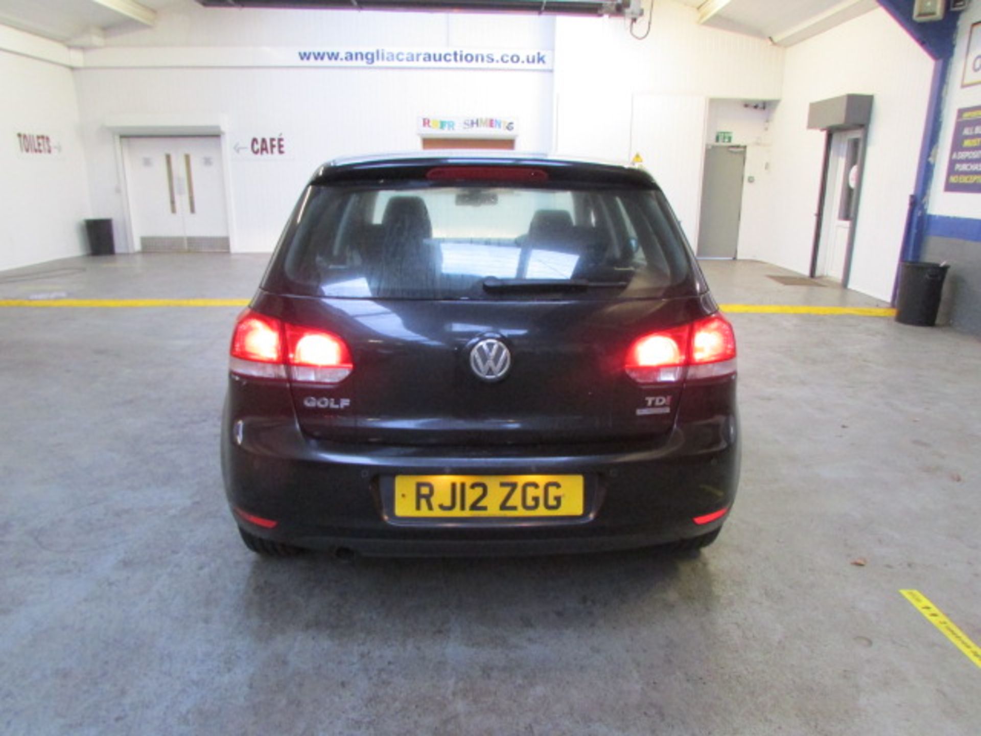 12 12 VW Golf Match TDI B-Tech DSG - Image 3 of 15