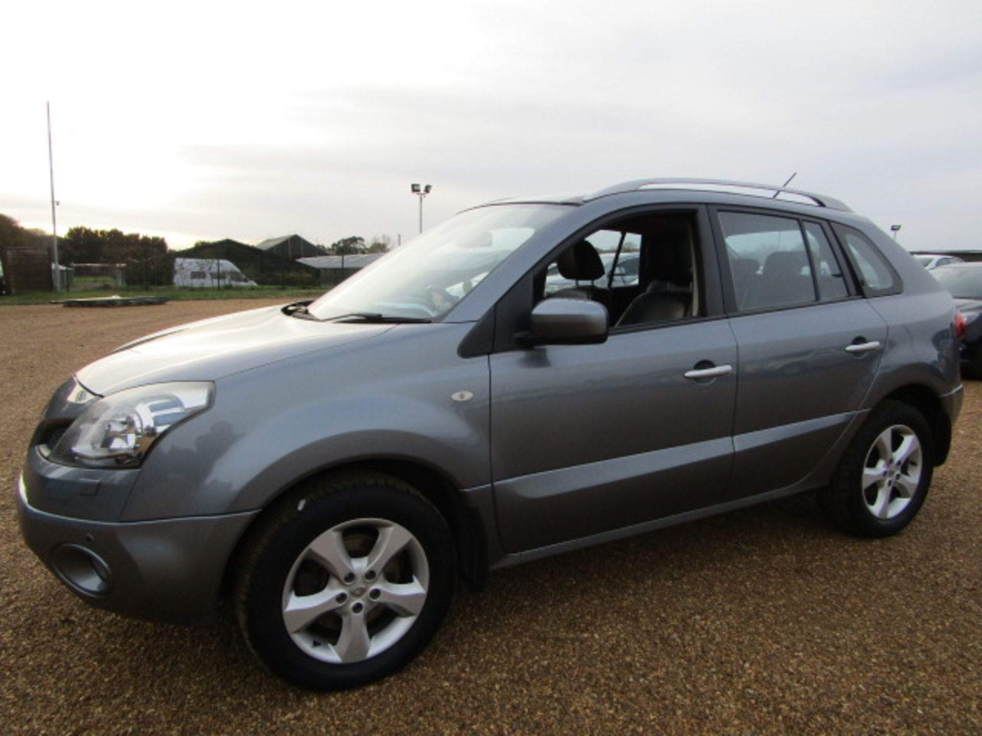 09 09 Renault Koleos Privilege DCi