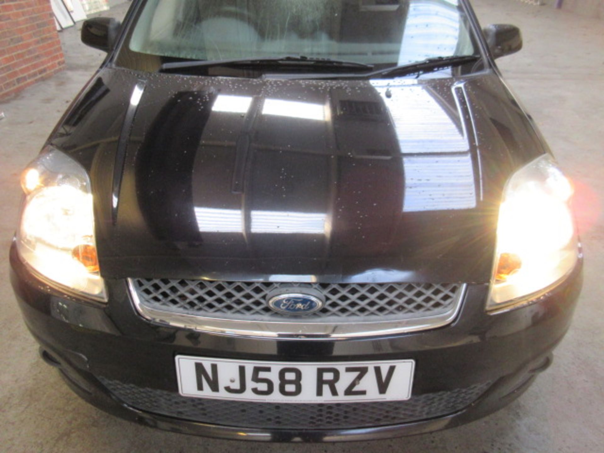 58 08 Ford Fiesta Zetec Climate TDCi - Image 4 of 19