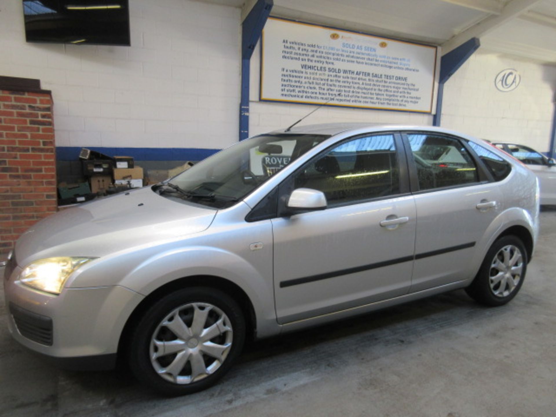 56 06 Ford Focus LX