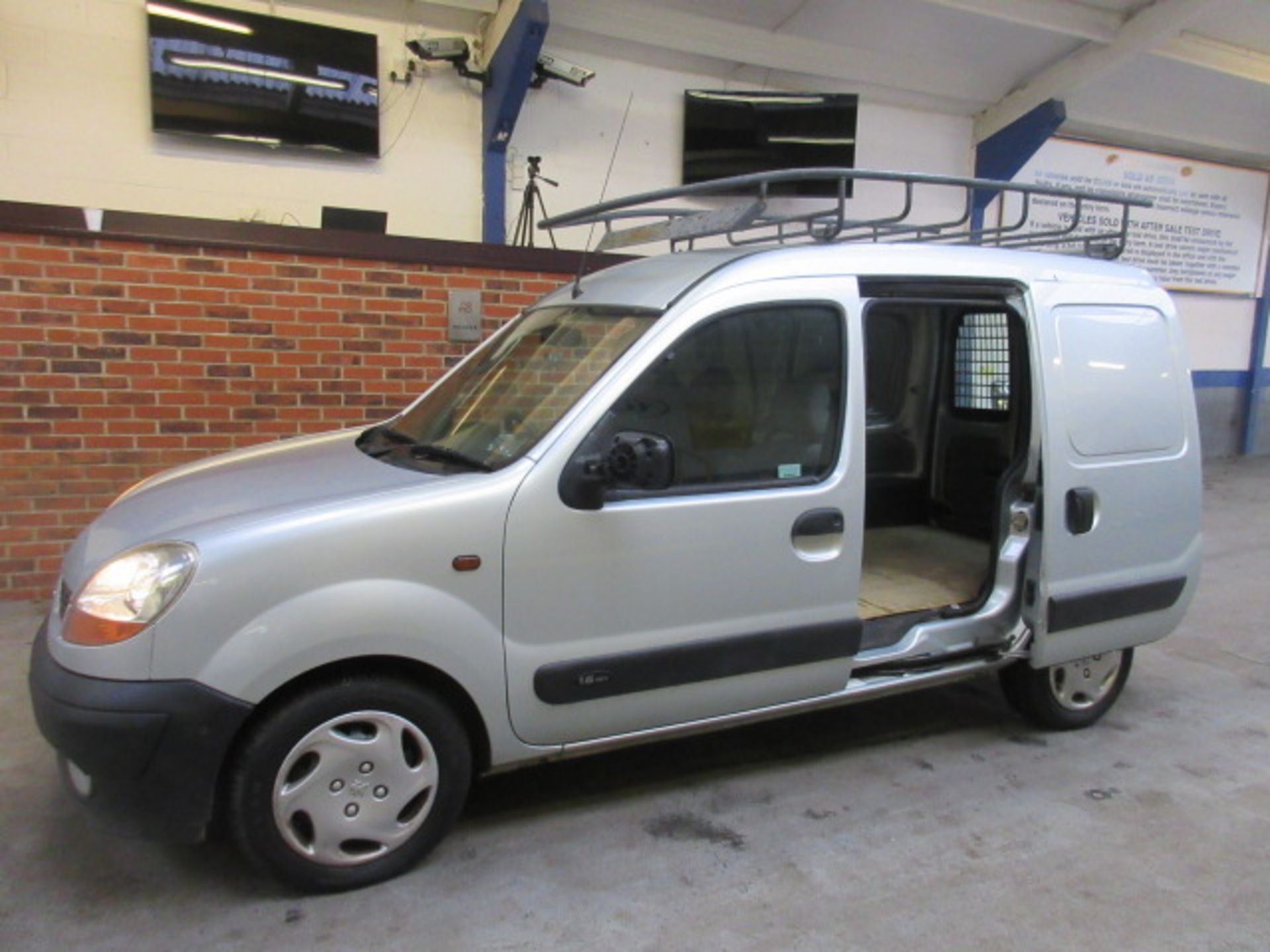 53 03 Renault Kangoo SL17P 95+