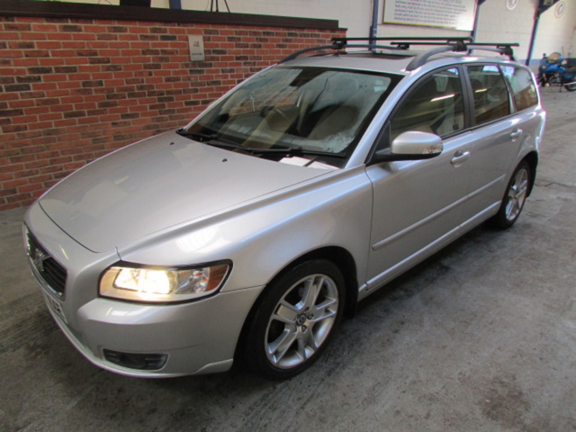 07 07 Volvo V50 SE D