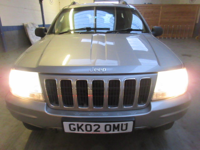 02 02 Jeep Gr Cherokee CRD LTD - Image 4 of 22