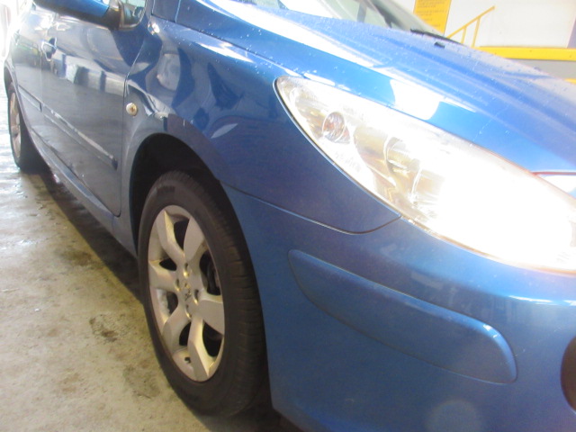 57 07 Peugeot 307 S - Image 10 of 17