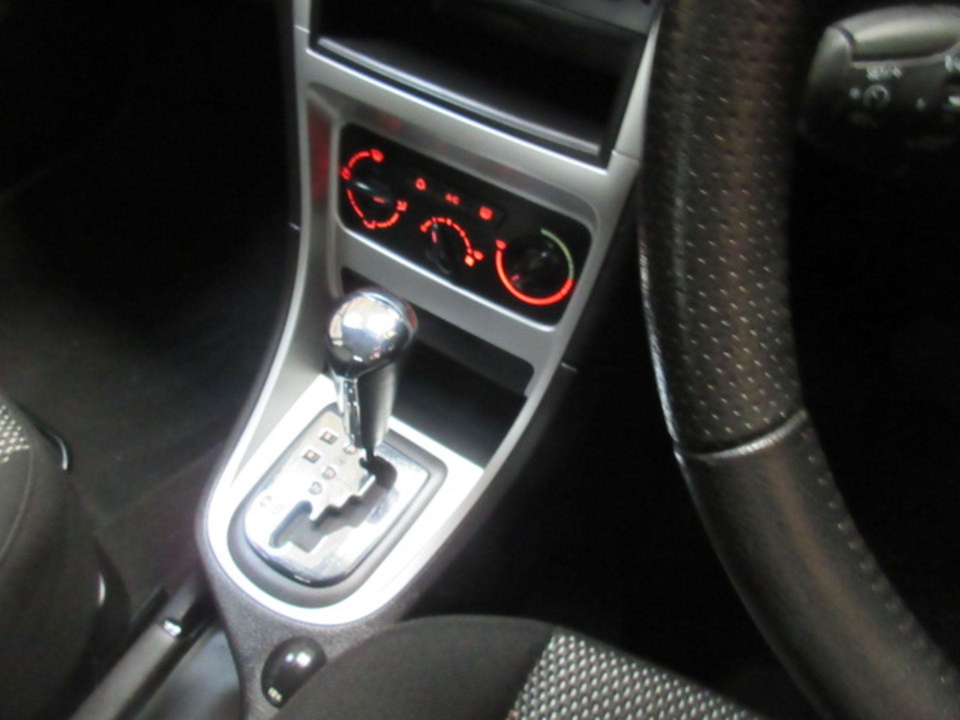57 07 Peugeot 307 S - Image 13 of 17