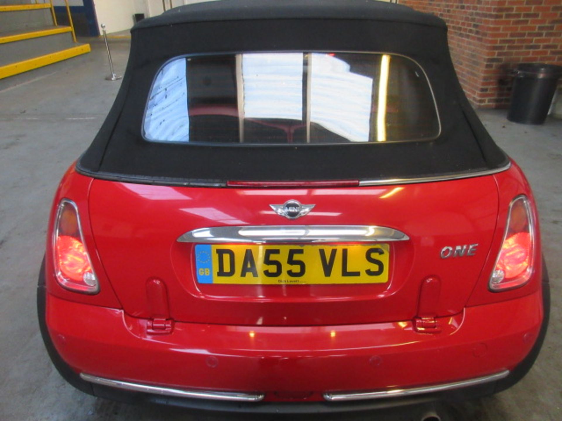 55 06 Mini One Convertible - Image 3 of 13