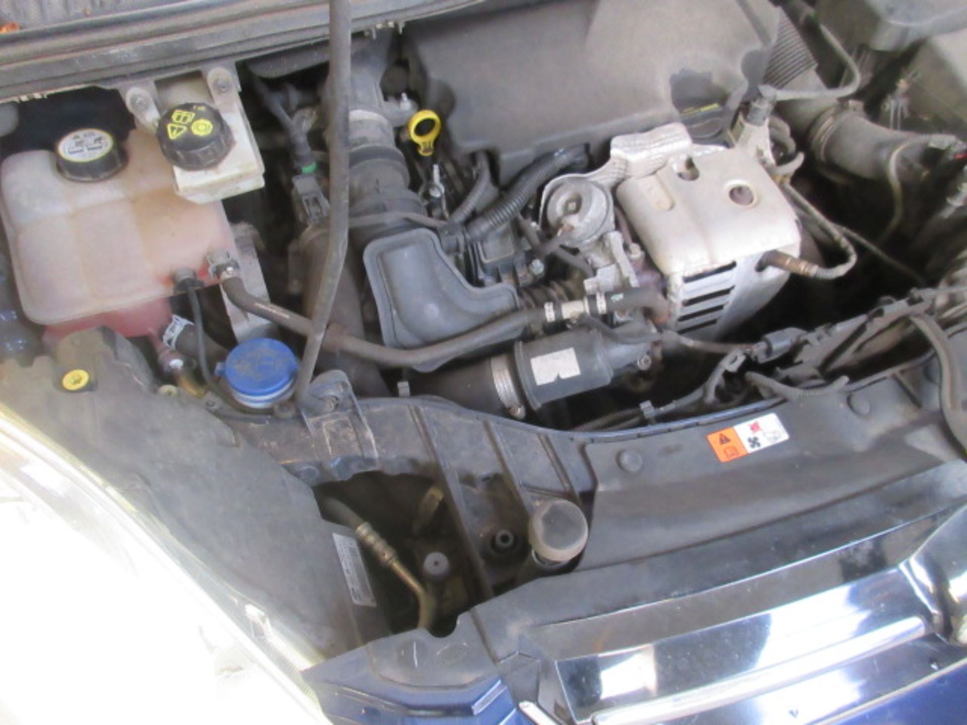 63 13 Ford G C-Max Titanium X Turbo - Image 15 of 17