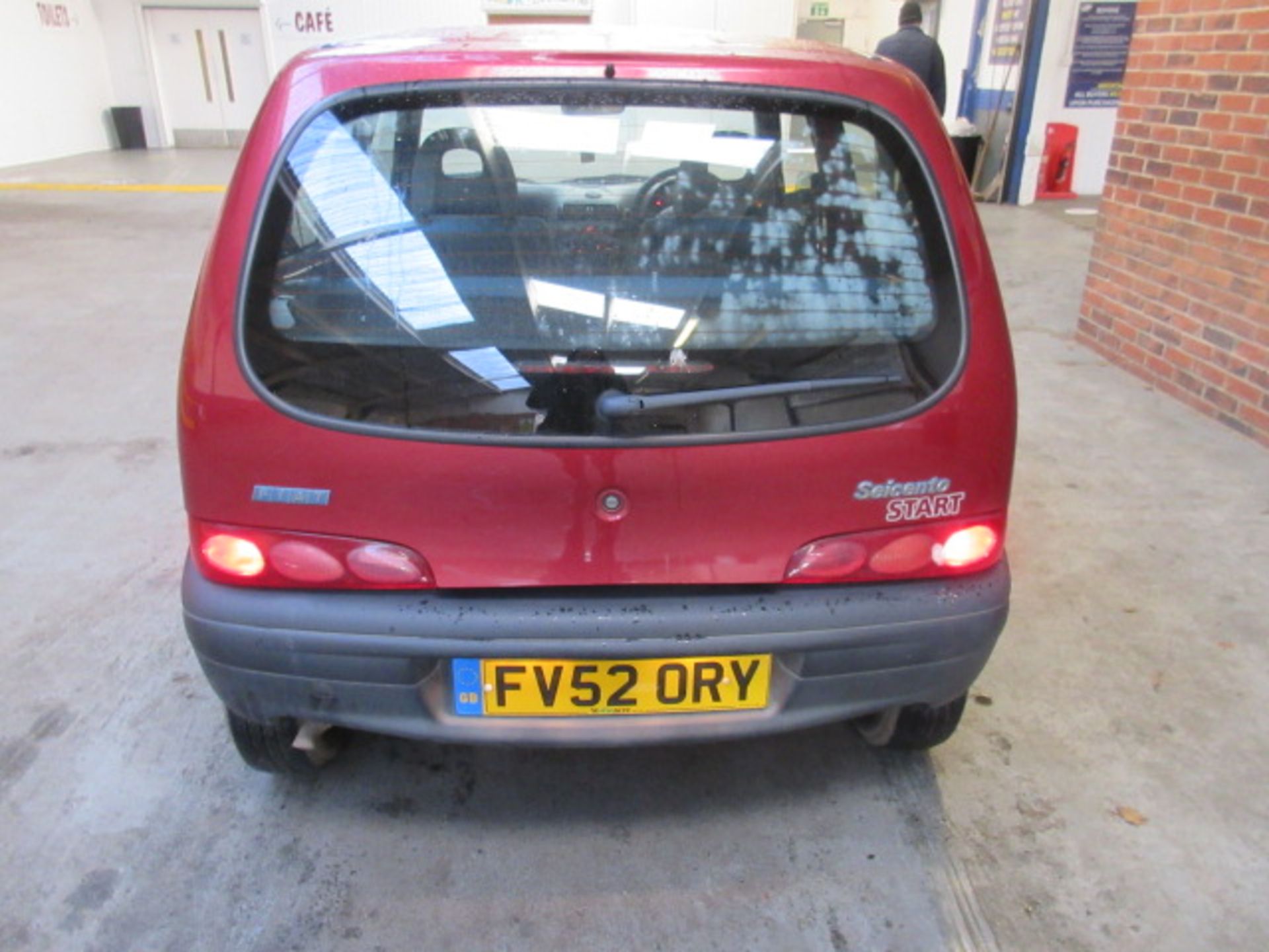 52 02 Fiat Seicento S - Image 2 of 11