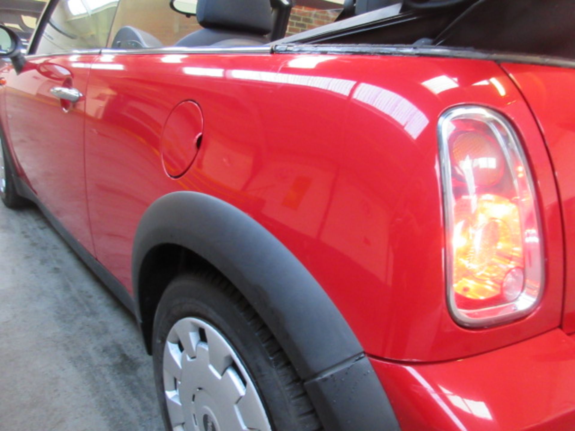 55 06 Mini One Convertible - Image 6 of 13