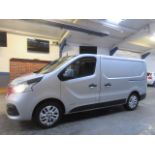 16 16 Renault Trafic SL27 Sport DCI