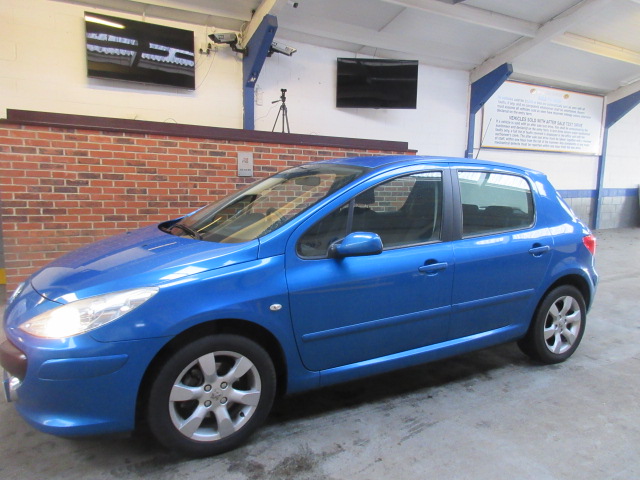 57 07 Peugeot 307 S