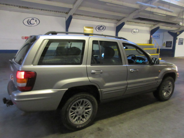 02 02 Jeep Gr Cherokee CRD LTD - Image 3 of 22