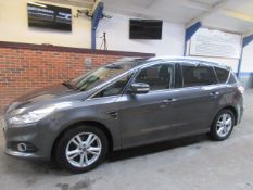 65 15 Ford S-Max Titanium Turbo