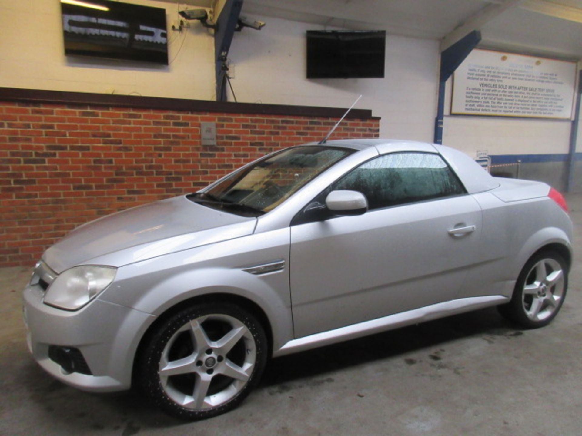 07 07 Vauxhall Tigra Exclusiv