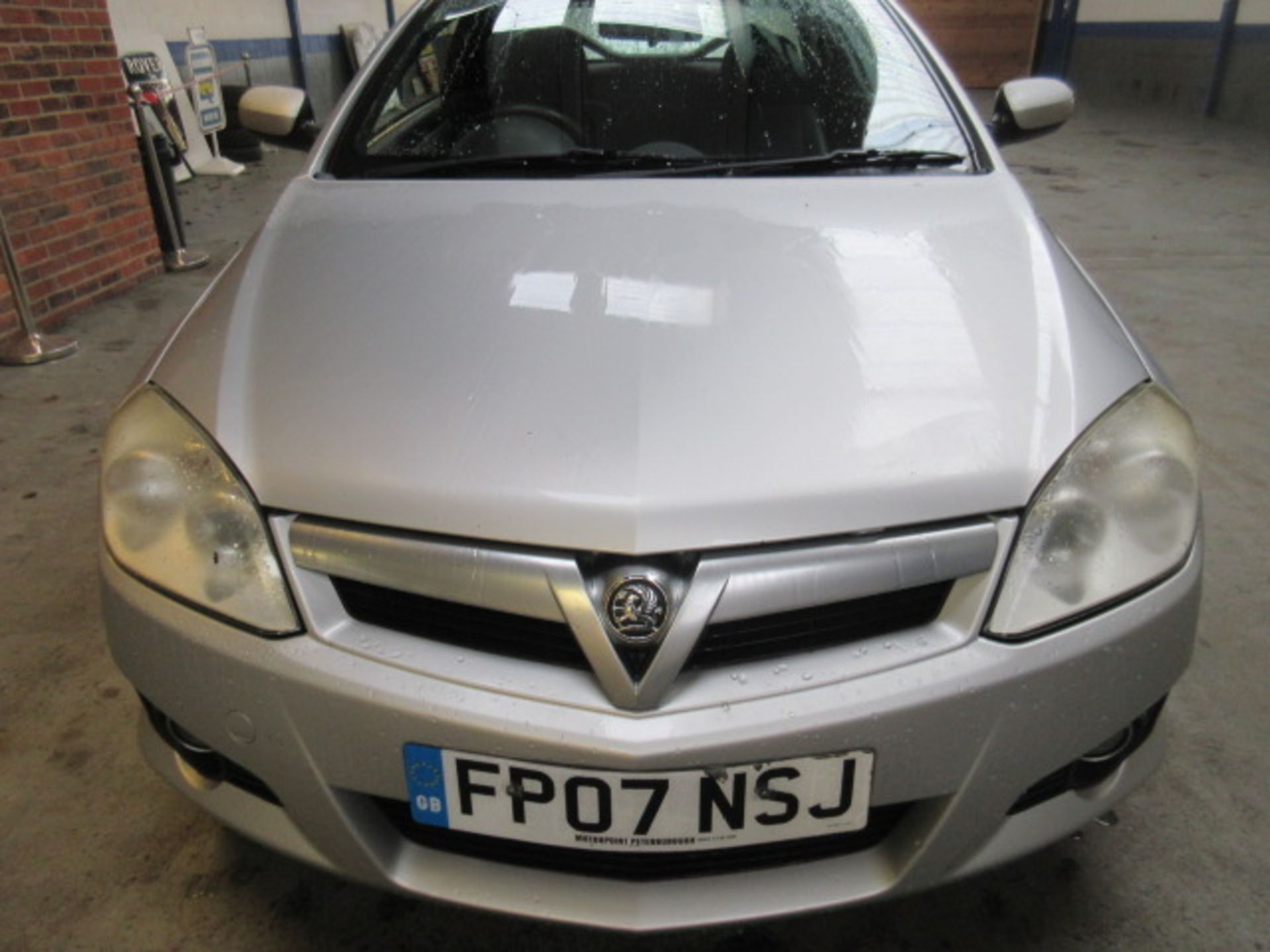 07 07 Vauxhall Tigra Exclusiv - Image 5 of 15