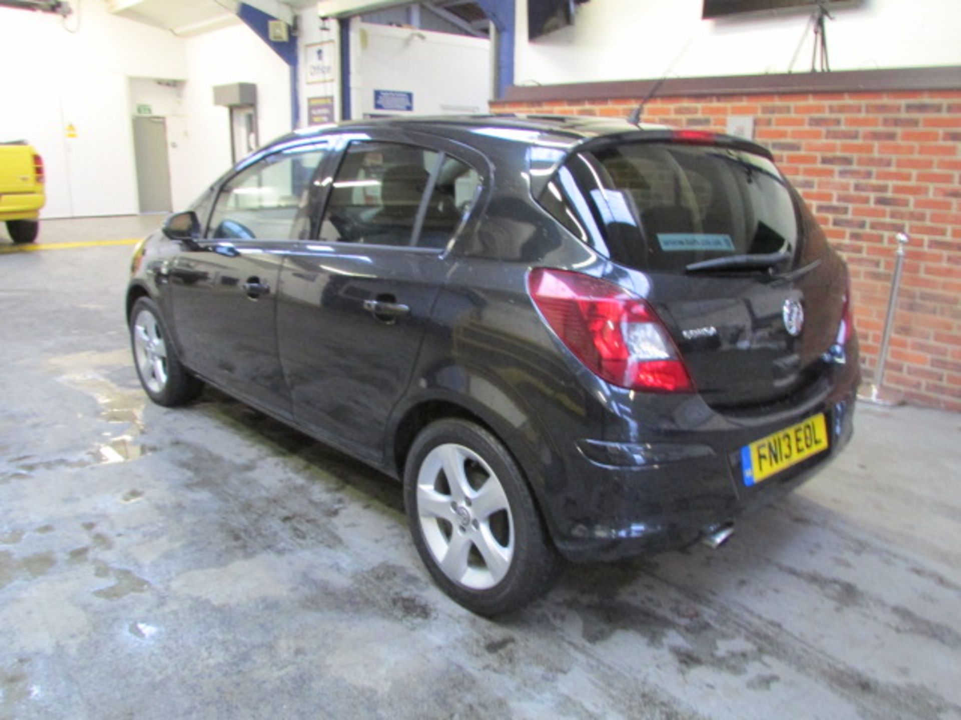 13 13 Vauxhall Corsa SXI AC - Image 2 of 15