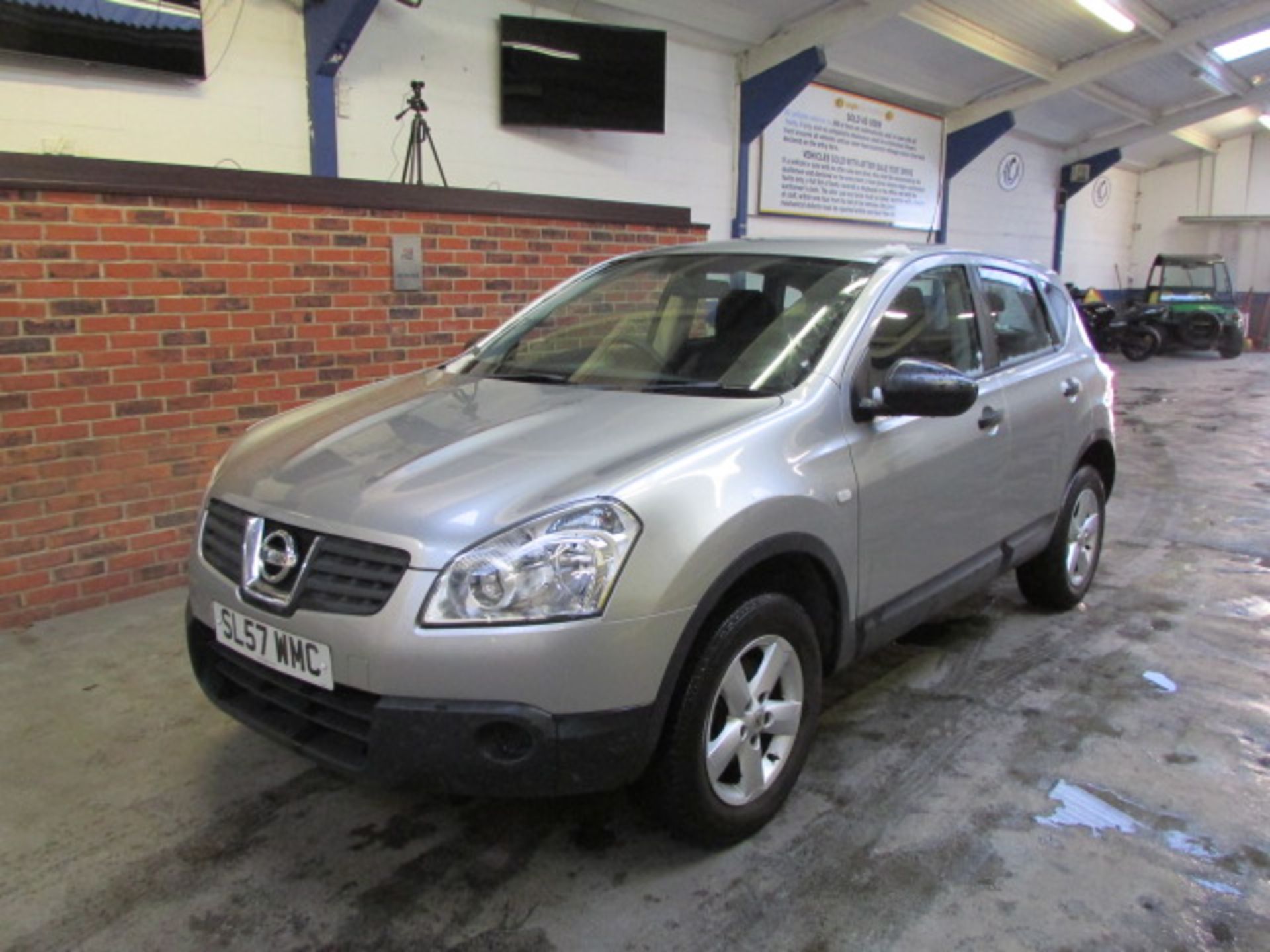 57 07 Nissan Qashqai Visia 2WD