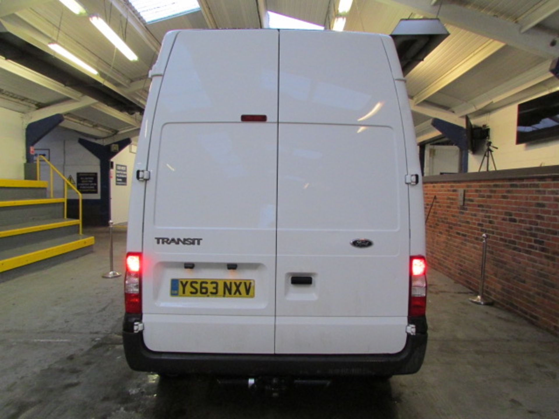 63 13 Ford Transit 125 T350 RWD - Image 16 of 16