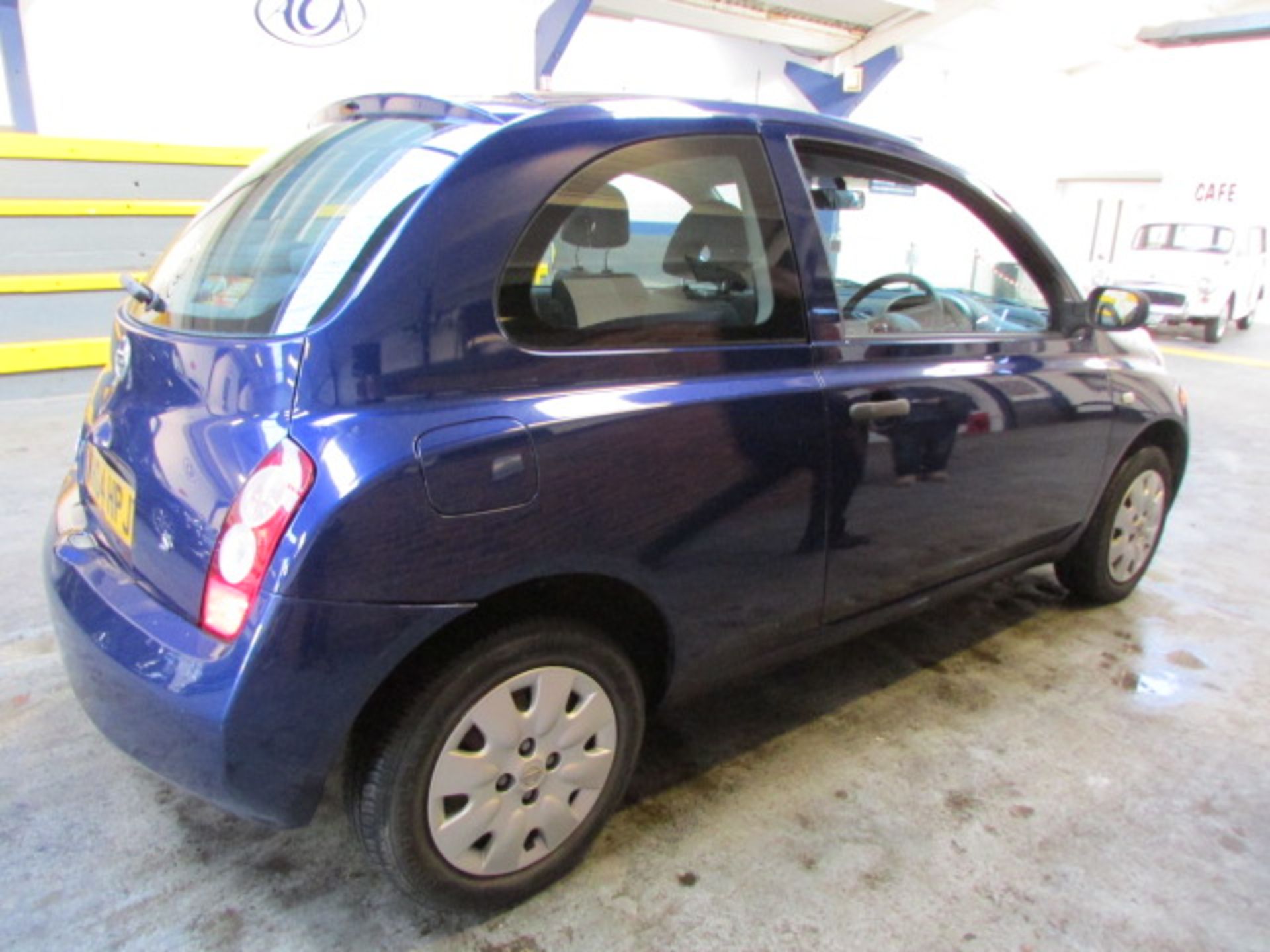 04 04 Nissan Micra S - Image 4 of 11