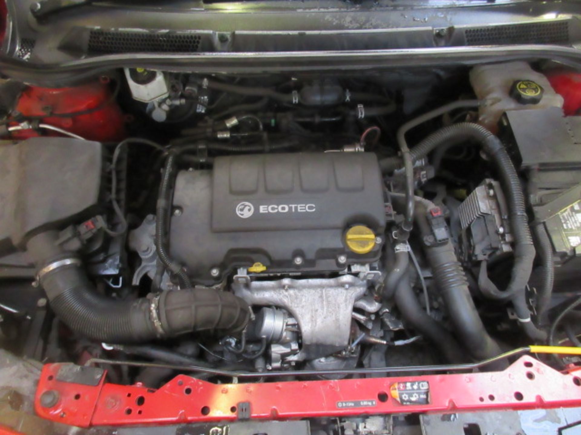 16 16 Vauxhall Astra GTC SRI Turbo - Image 15 of 18