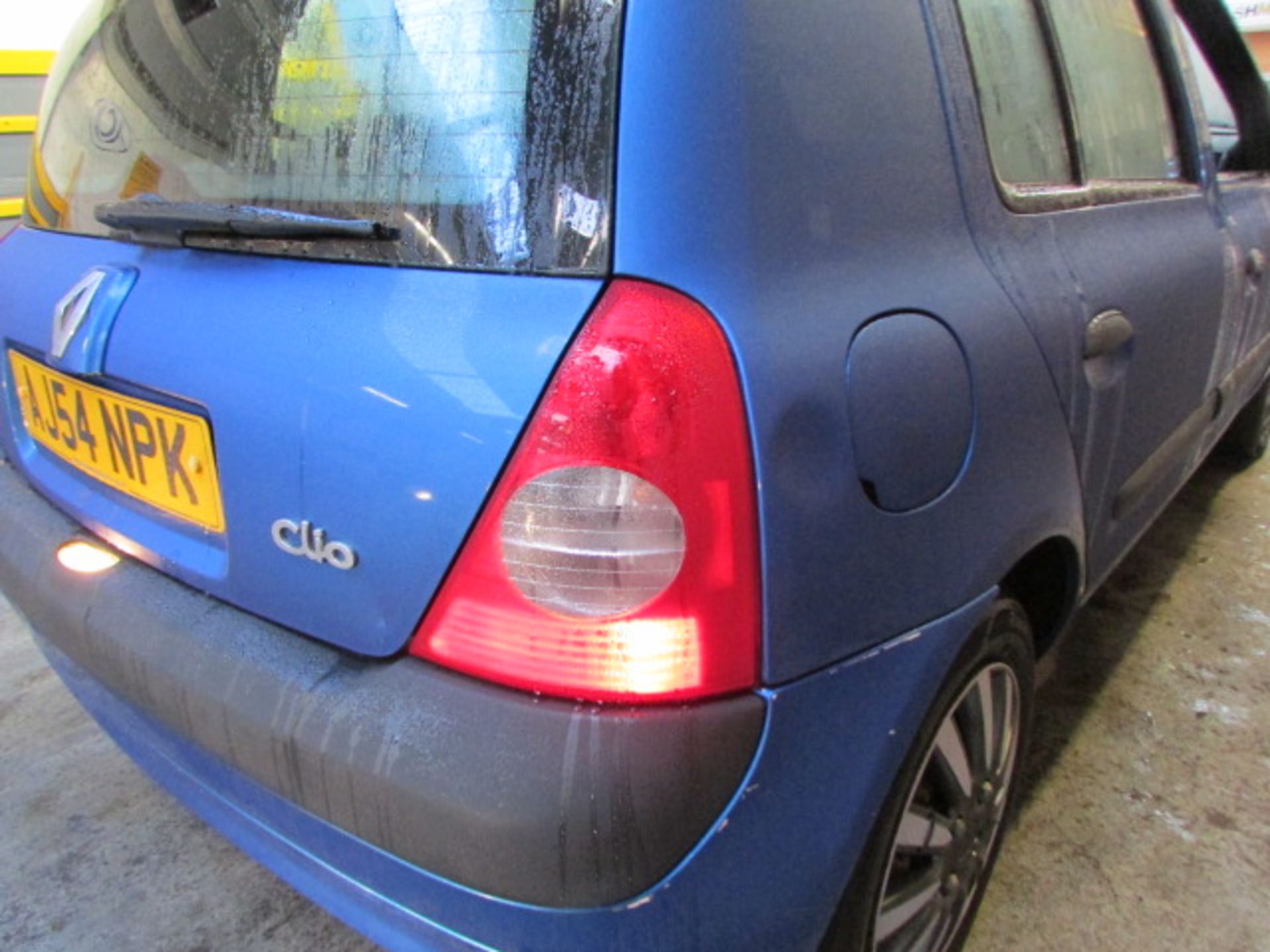 54 04 Renault Clio Expression - Image 7 of 13