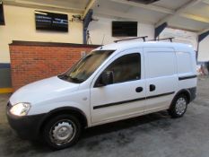 56 06 Vauxhall Combo 1700 CDTI