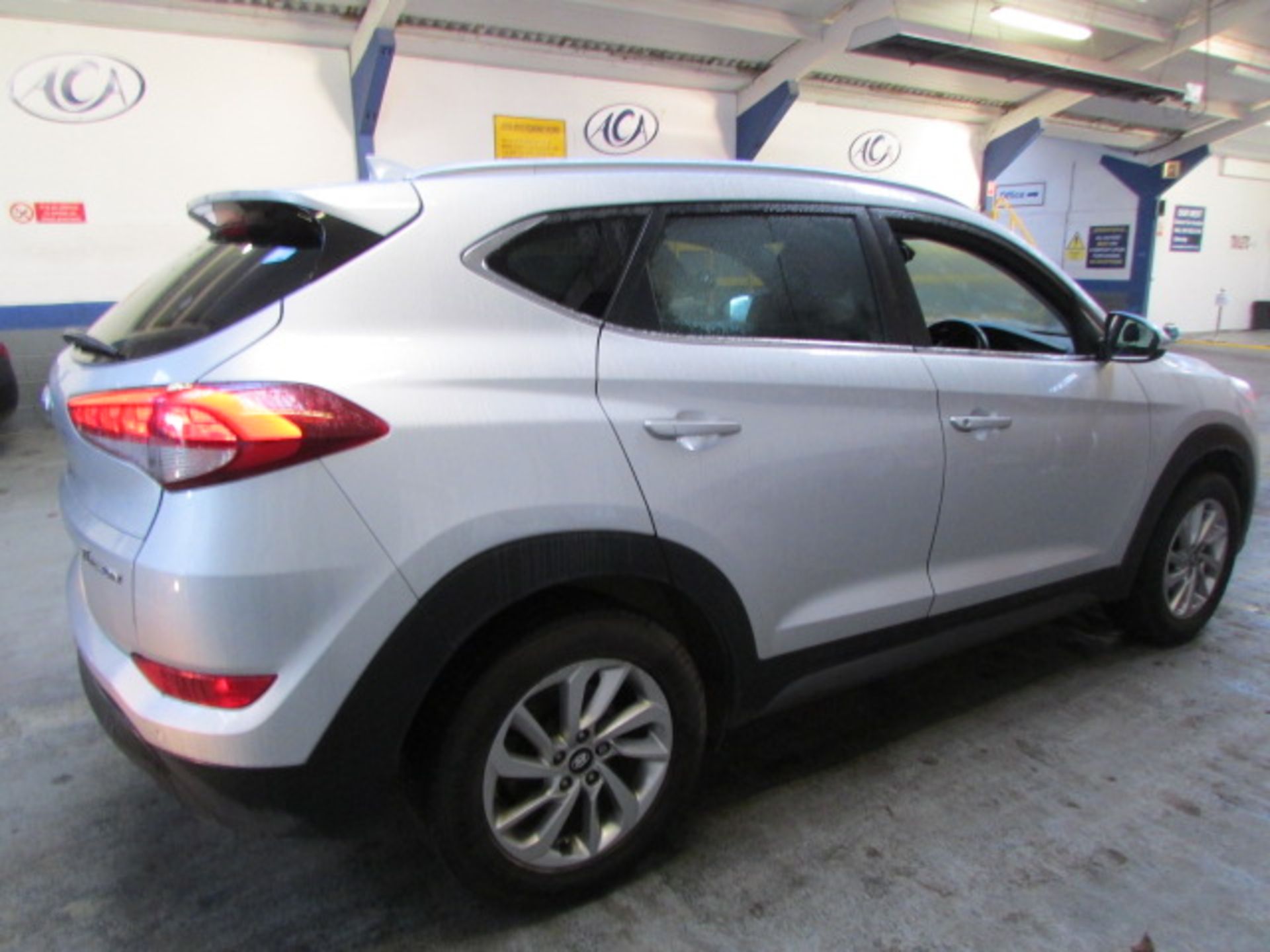 65 15 Hyundai Tucson Prem B-Drive - Image 2 of 13