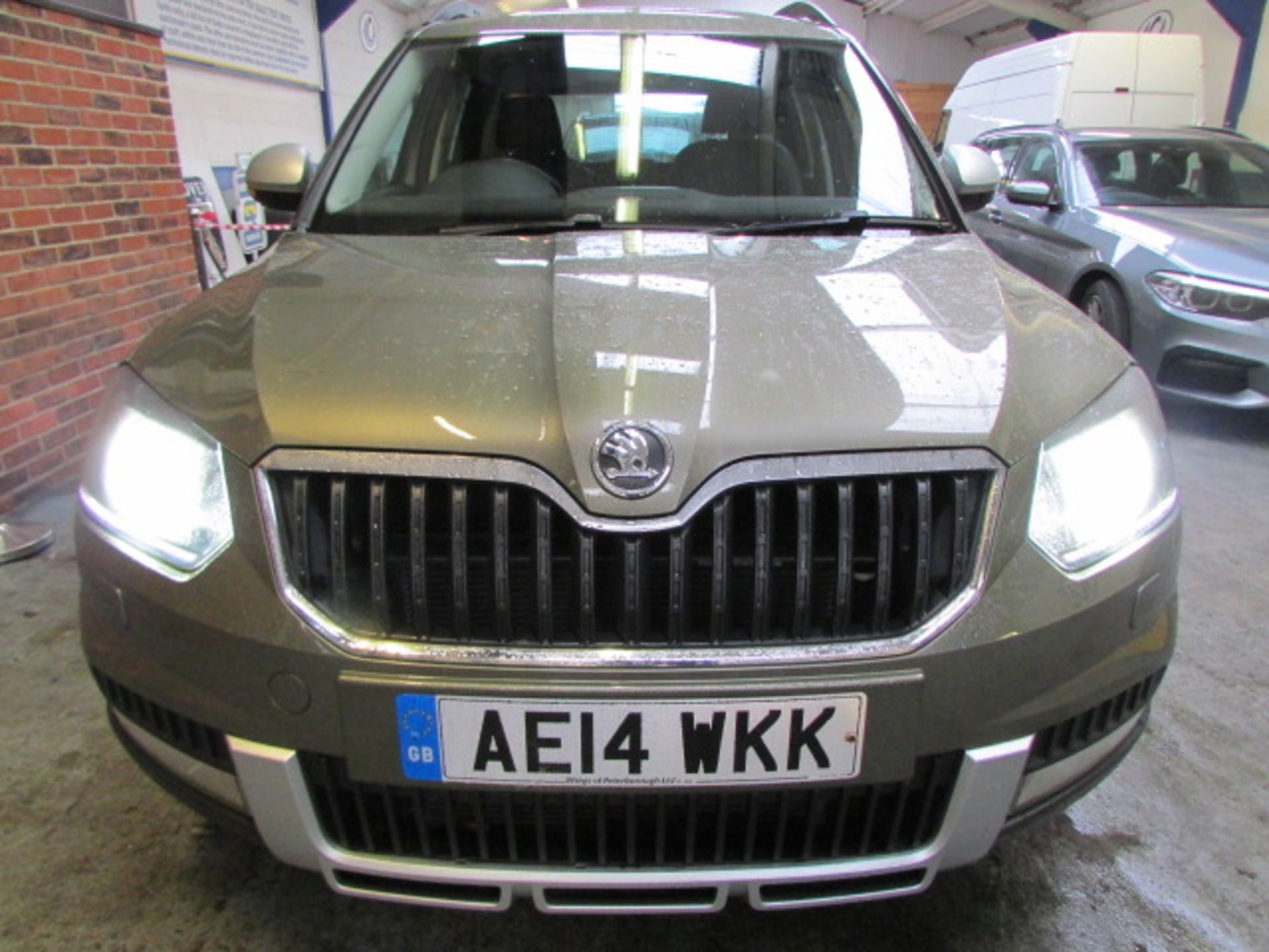 14 14 Skoda Yeti Outdoor Eleg TDICR - Image 6 of 21