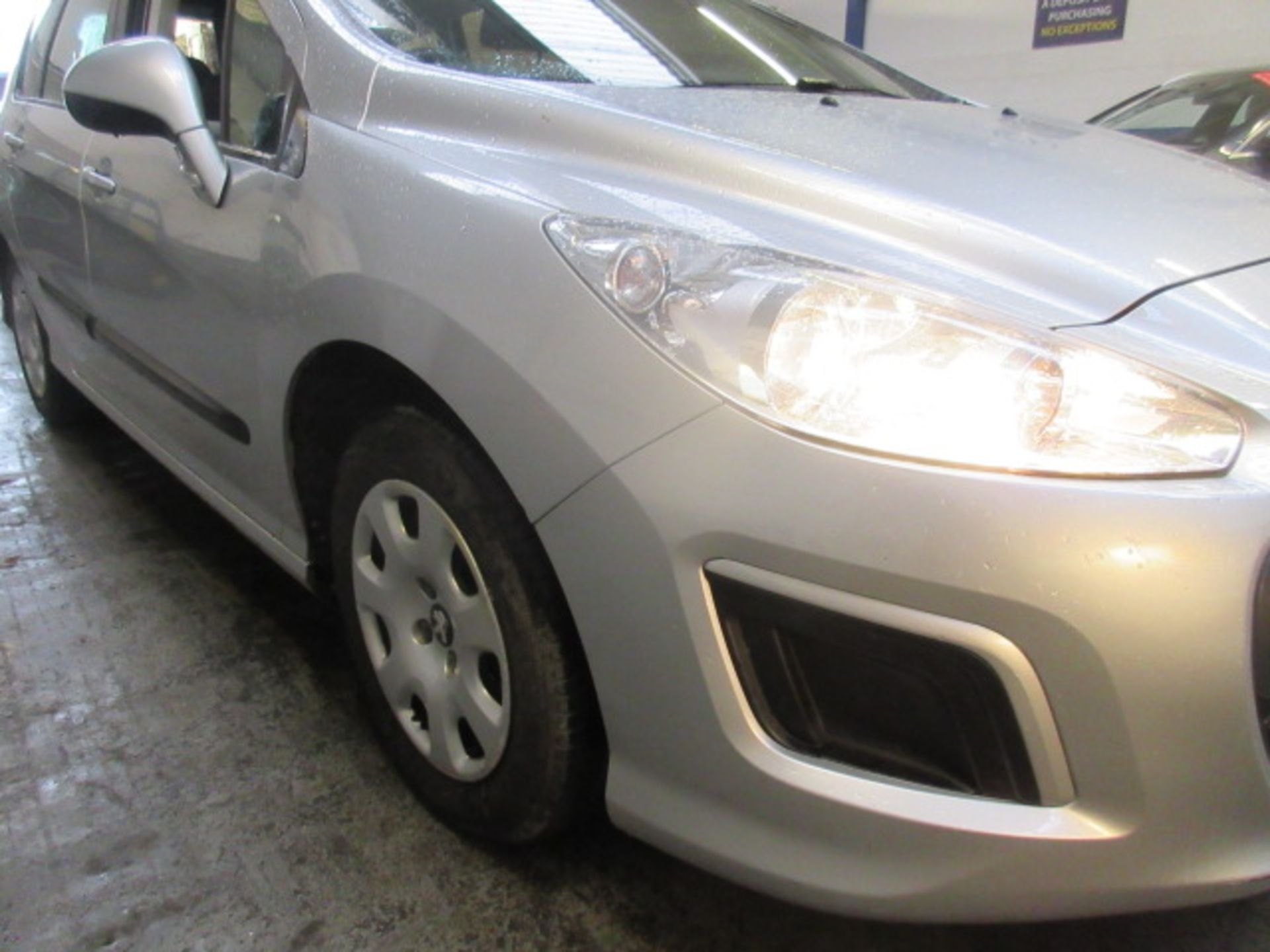 62 13 Peugeot 308 Access SW HDI - Image 14 of 21