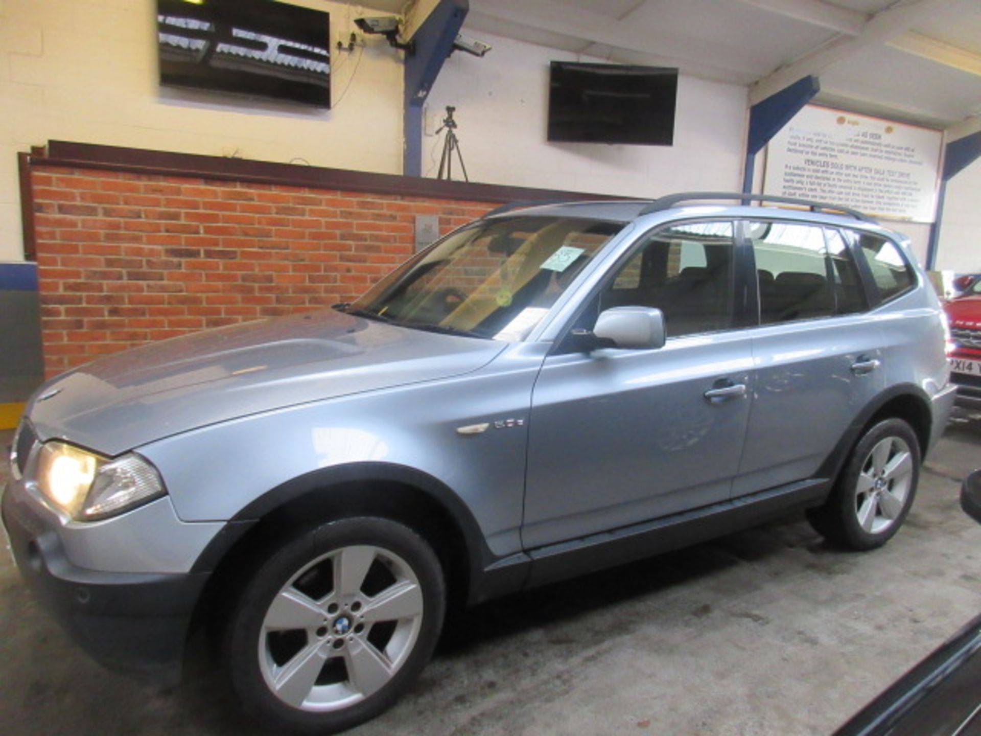 55 05 BMW X3 D Sport